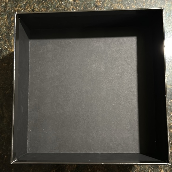 Dolce & Gabbana empty "Devotion" box - Picture 12 of 13